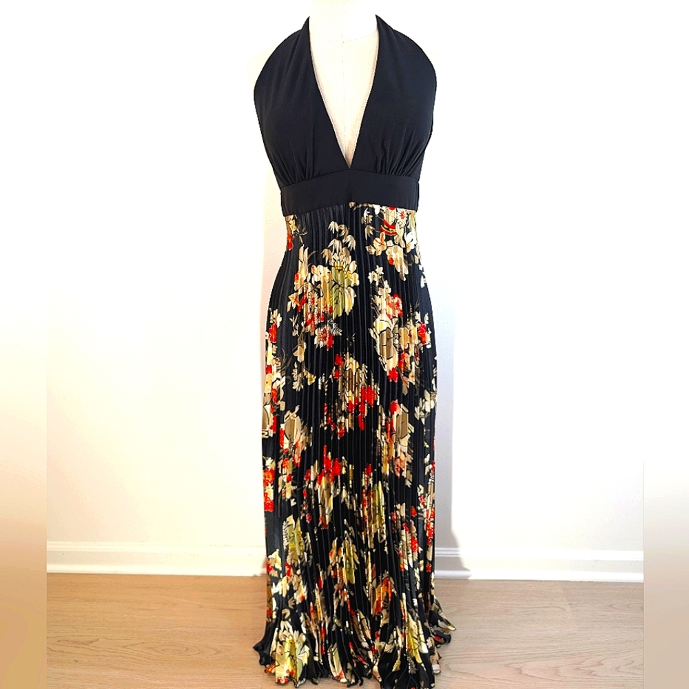Vintage Y2K Betsy & Adam floral halter maxi dress W full pleated skirt. Sz 14.